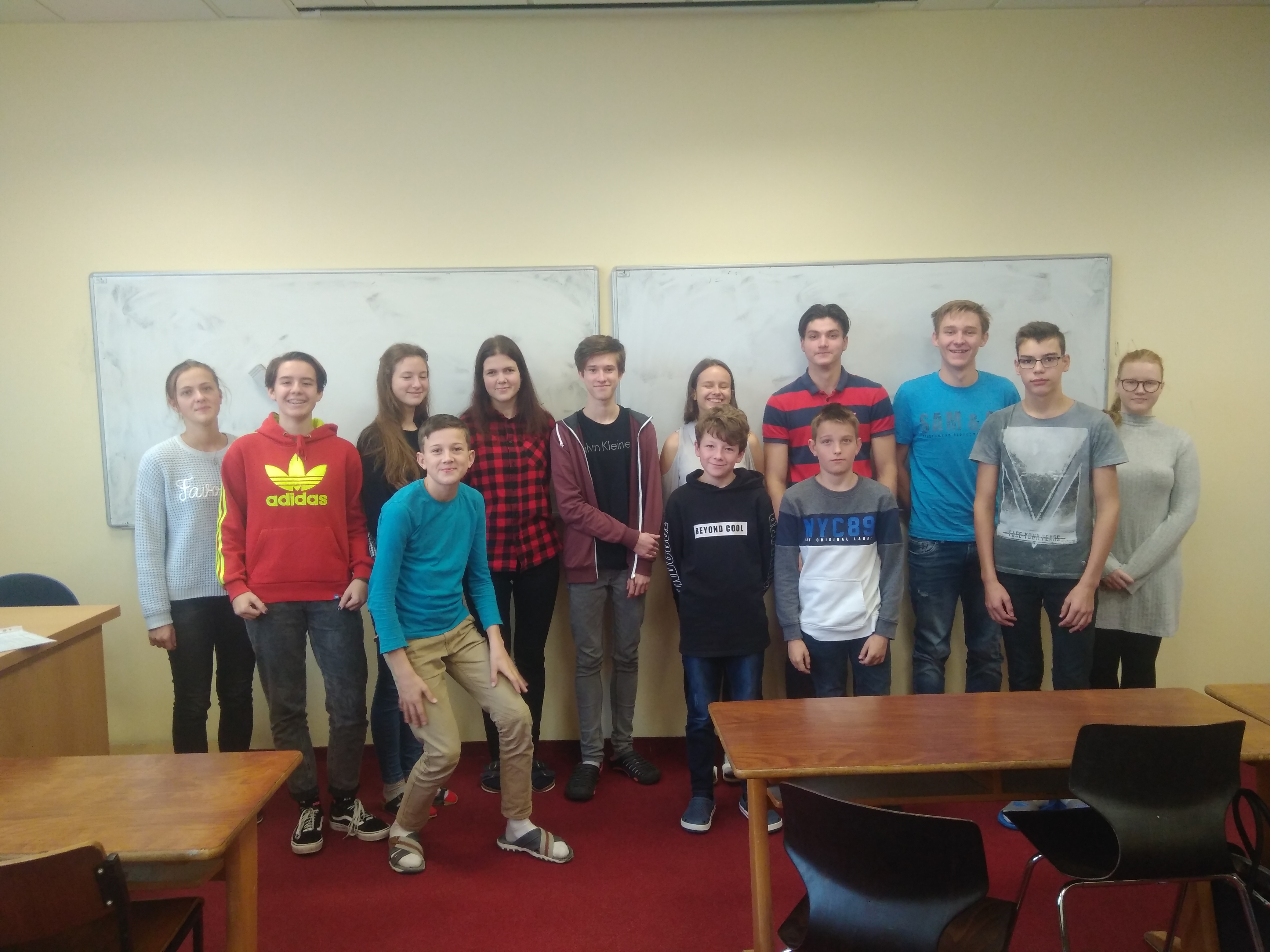 Školní parlament jede o 106