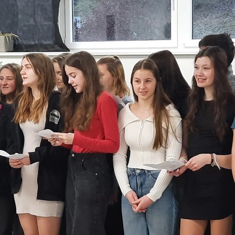 Vánoční koledování