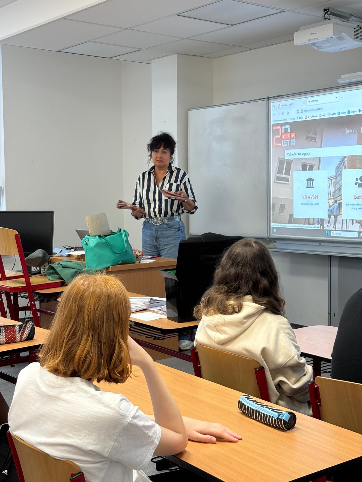 FCE a CAE nanečisto